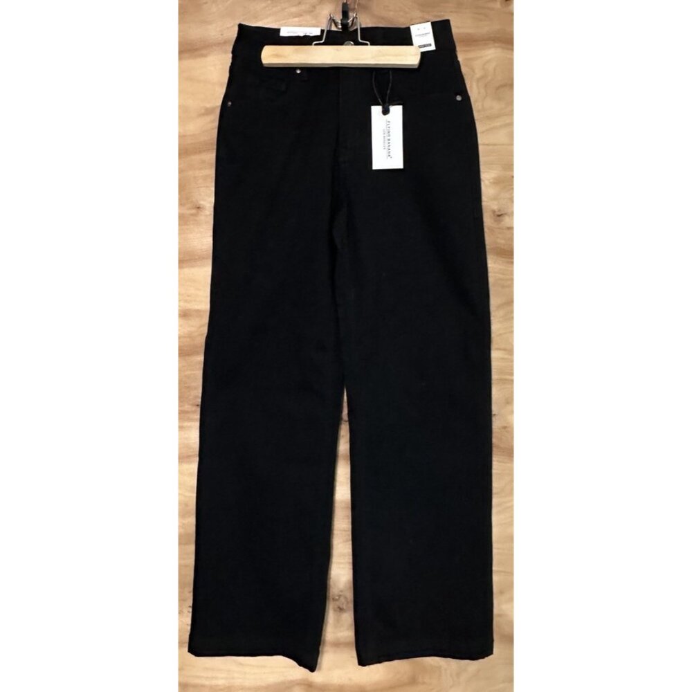 NWT Flying banana women’s 2 S X 28.5  high-rise black jeans straight leg stretch